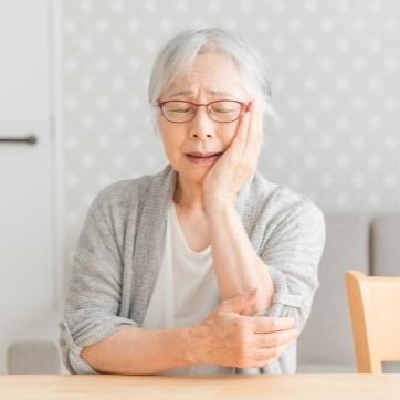 入れ歯（義歯）